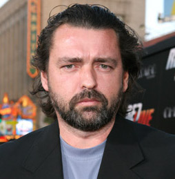 Angus Macfadyen